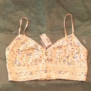 Aeropostale Top M. NWT